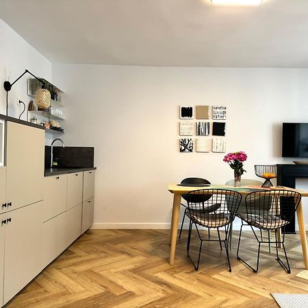 Tandem In Old Town - 24H Self Check-In Apartment วรอตซวาฟ ภายนอก รูปภาพ