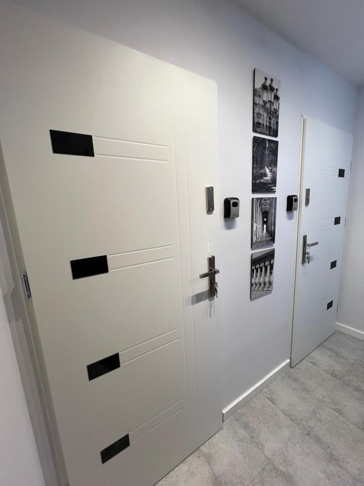 Tandem In Old Town - 24H Self Check-In Apartment วรอตซวาฟ ภายนอก รูปภาพ