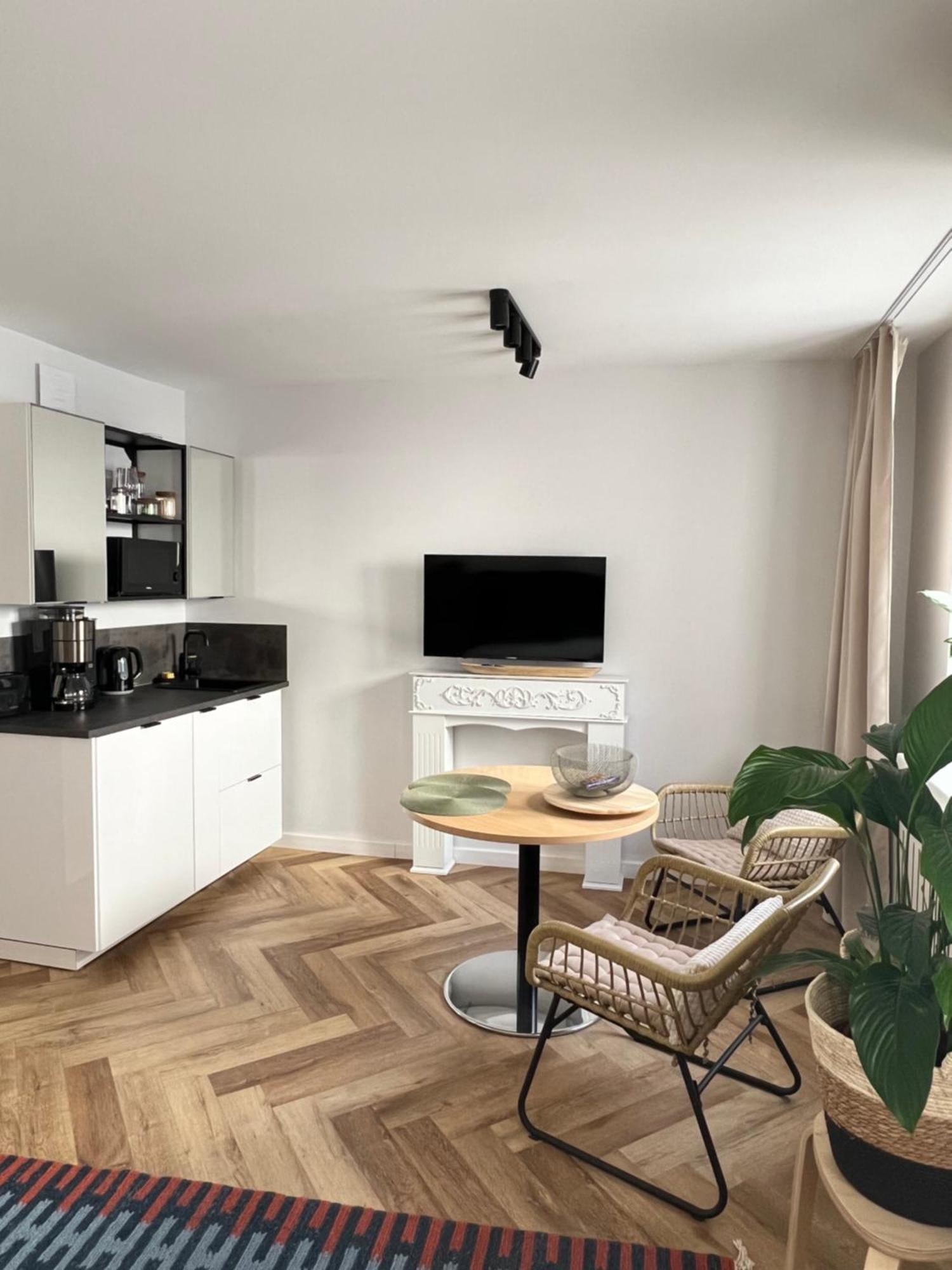 Tandem In Old Town - 24H Self Check-In Apartment วรอตซวาฟ ภายนอก รูปภาพ