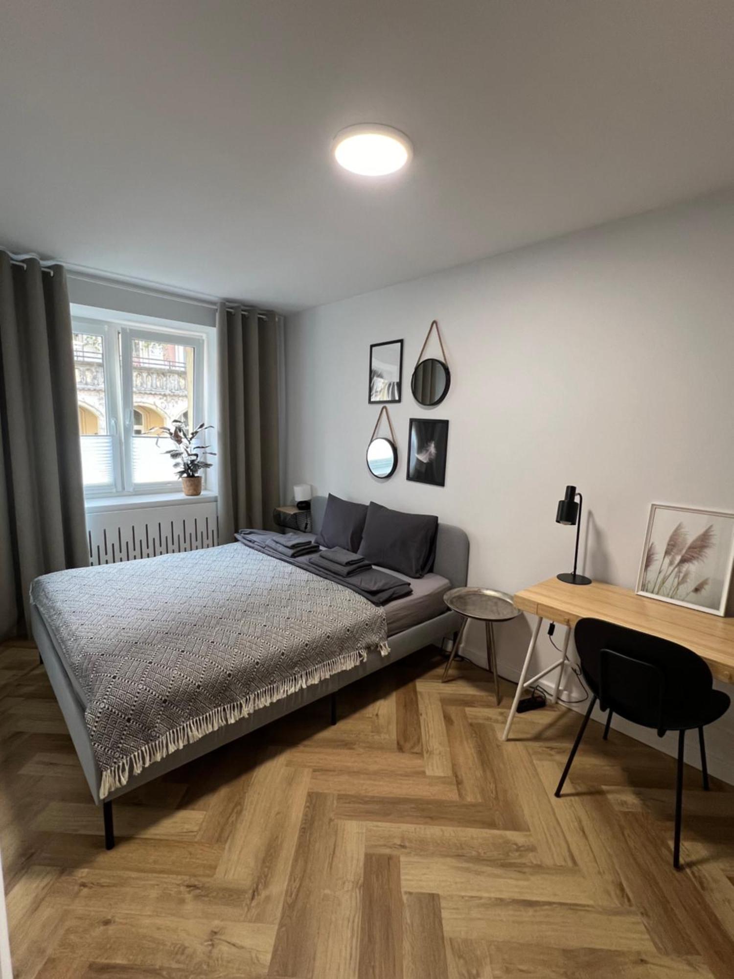 Tandem In Old Town - 24H Self Check-In Apartment วรอตซวาฟ ภายนอก รูปภาพ