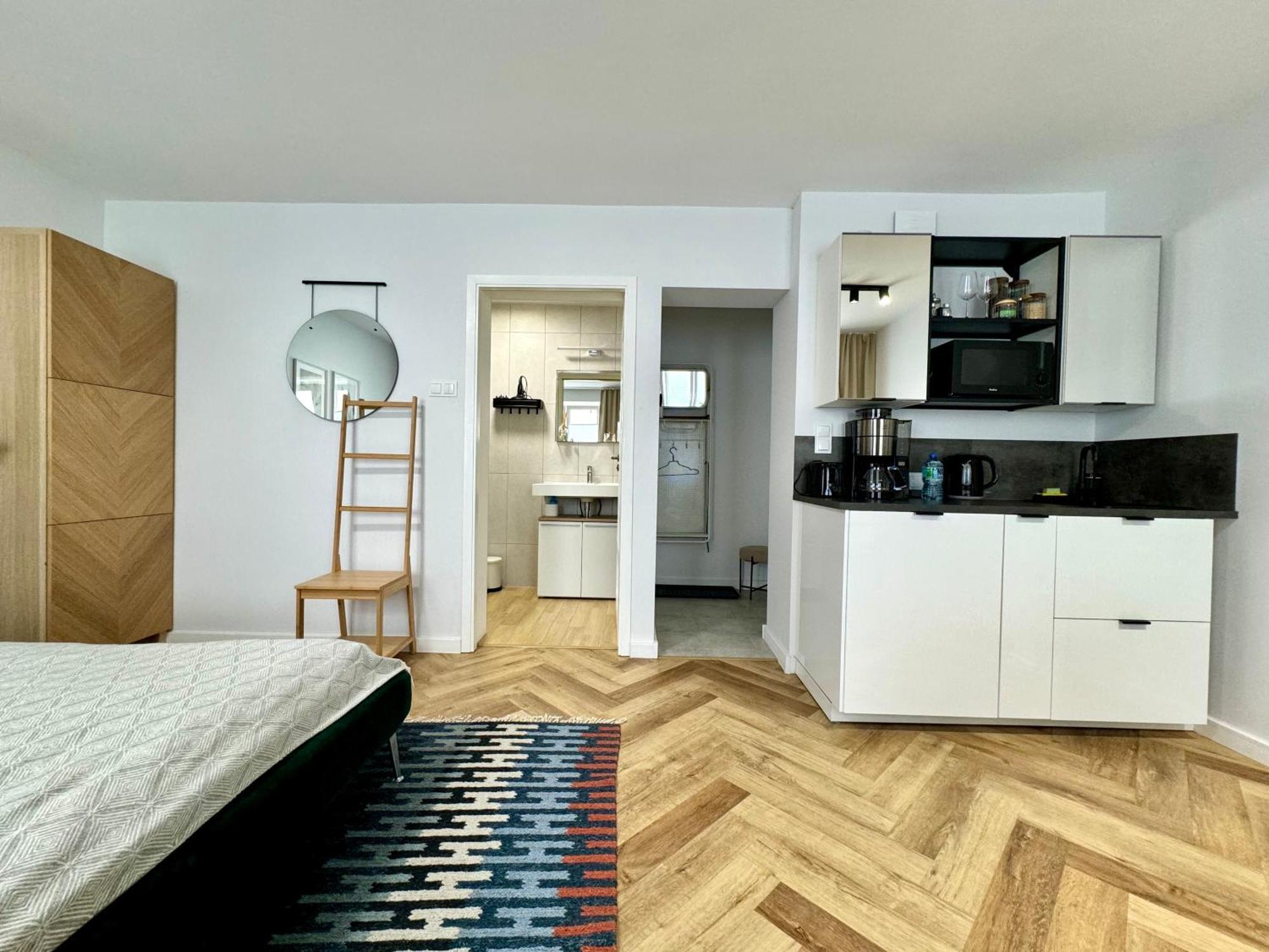 Tandem In Old Town - 24H Self Check-In Apartment วรอตซวาฟ ภายนอก รูปภาพ